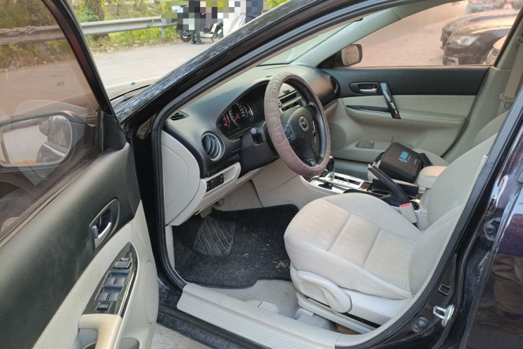 马自达6 2012款 2.0L 自动时尚型中控内饰20