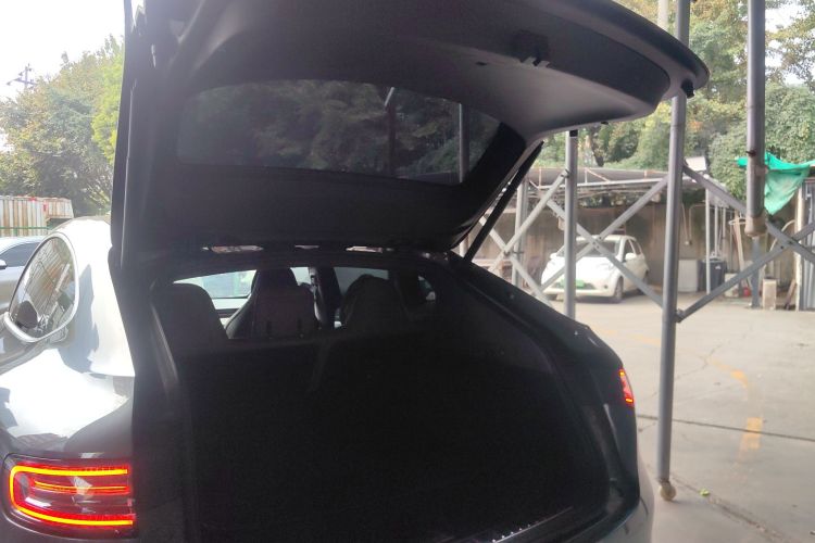 鸿蒙智行 智界R7 2025款 增程 251km Max局部细节23