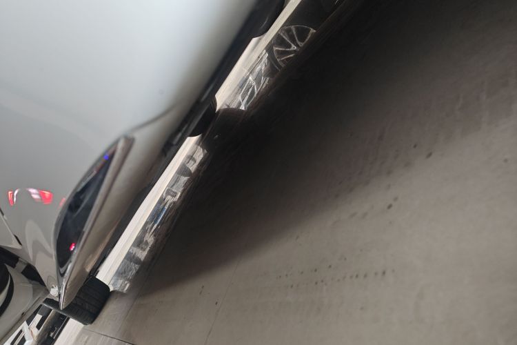 奔驰C级 2022款 改款 C 200 L 运动版局部细节9002