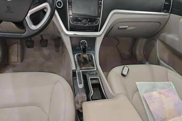 吉利汽车 帝豪 2015款 三厢 1.5L 手动向上版中控内饰18