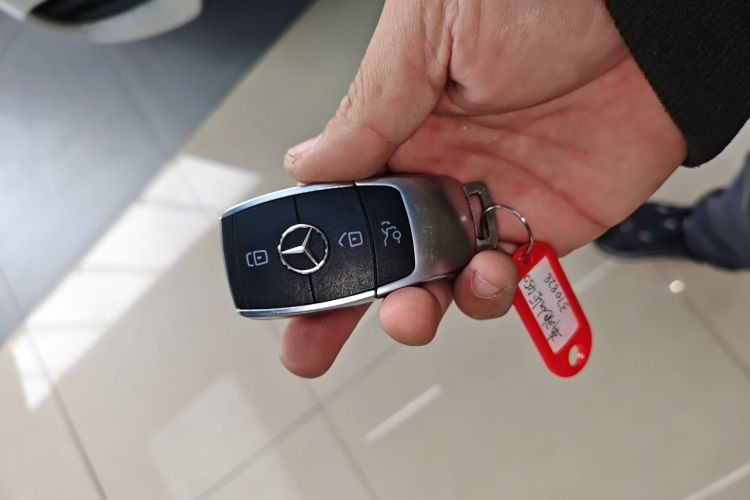 奔驰GLE 2021款 GLE 450 4MATIC 动感型中控内饰7001