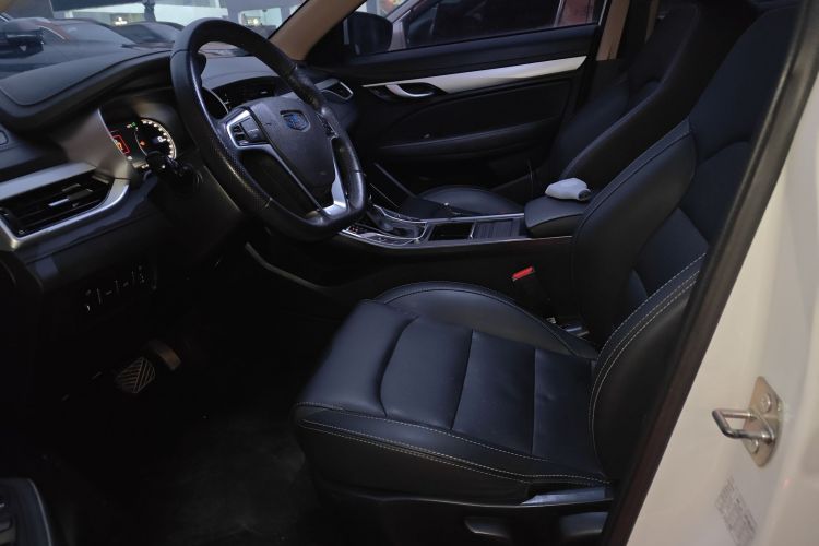 吉利汽车 帝豪 2018款 1.5L CVT向上互联版中控内饰19