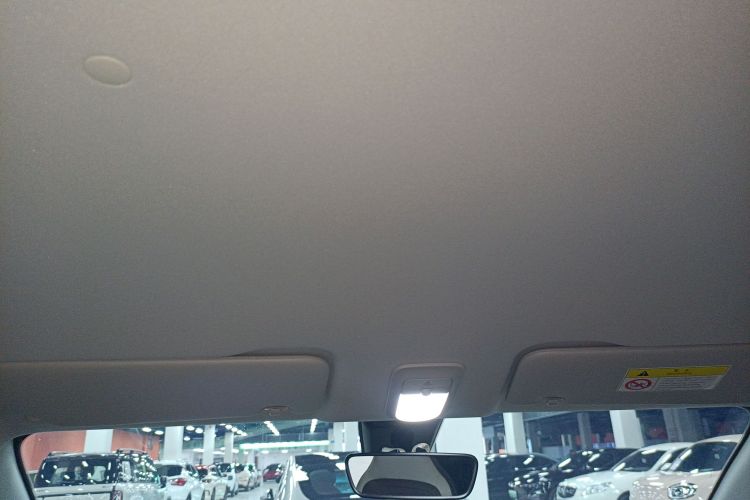 五菱汽车 五菱缤果 2023款 333km 灵犀互联+款局部细节22