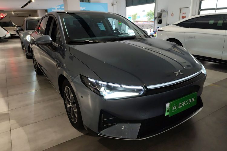 小鹏P5 2021款 550P车身外观3
