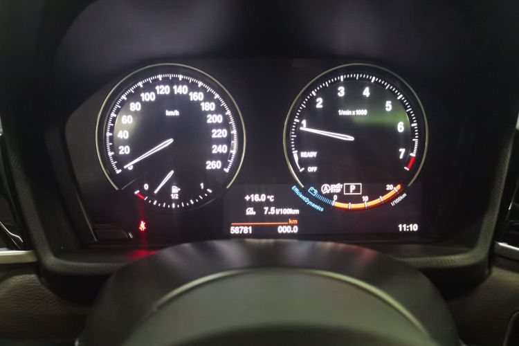 宝马X1 2022款 sDrive25Li 领先型中控内饰14