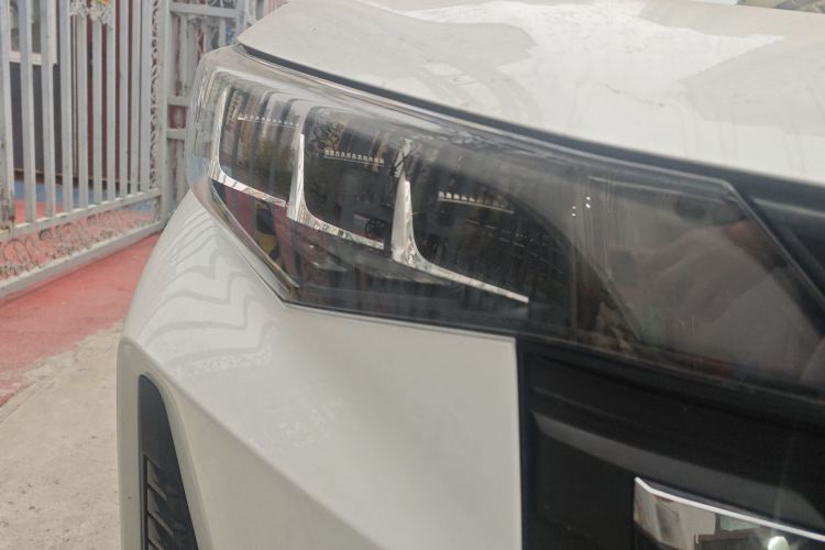 广汽传祺 传祺M6 2023款 PRO 270T DCT豪华版车身外观8