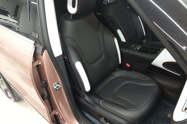 smart精灵#1 2022款 Premium版局部细节41