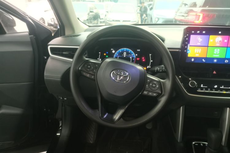 丰田 卡罗拉锐放 2023款 2.0L 精英版局部细节13