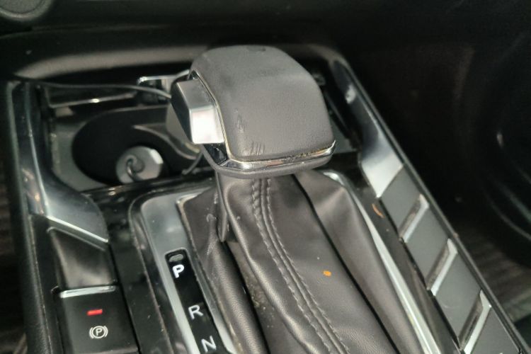 众泰T500 2018款 1.5T 自动豪华型中控内饰18