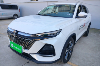 长安X7 PLUS 2024款 1.5T 自动尊耀型 7座