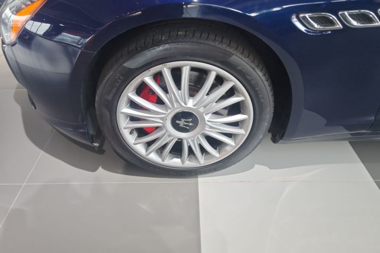 玛莎拉蒂 总裁 2013款 3.0T 标准型车身外观6007