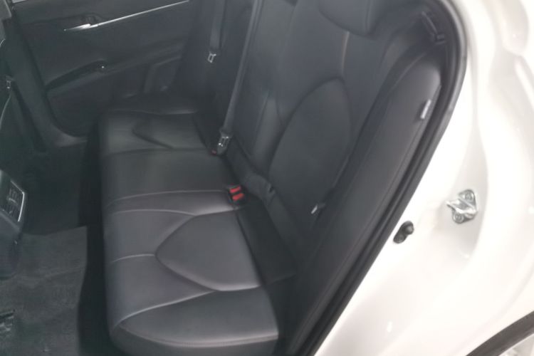 丰田 凯美瑞 2021款 双擎 2.5HGVP 领先版中控内饰21