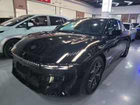 领克Z10 2024款 71kWh 602km后驱Pro