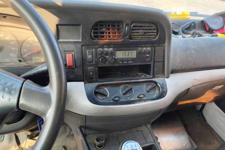 金杯 海狮 2014款 2.0L第五代快运王商务型4G21B中控内饰16