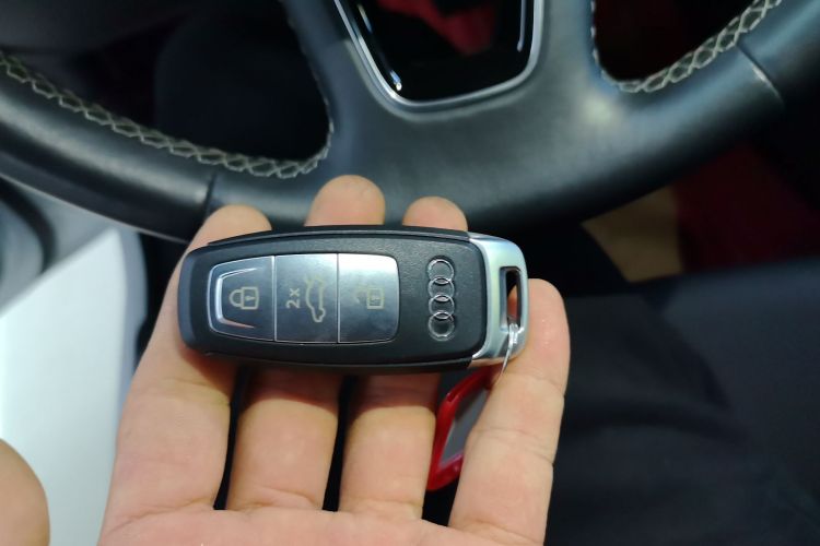 奥迪A3 2024款 Sportback 35 TFSI 时尚运动型中控内饰7001