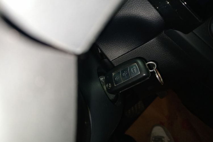 日产 轩逸 2024款 改款 经典 1.6XE CVT舒适版中控内饰7001