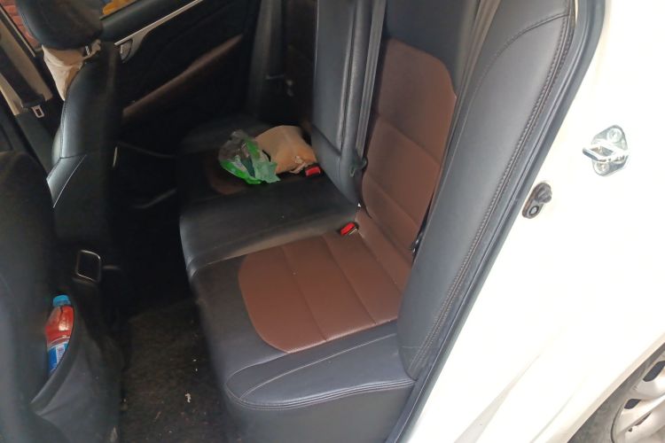 吉利汽车 远景 2018款 1.5L 自动幸福版中控内饰7004