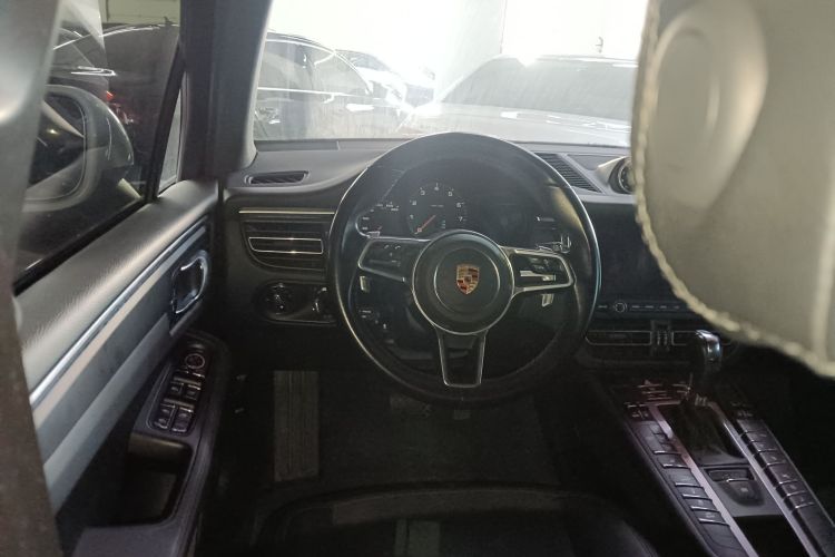 保时捷 2020款 Macan 2.0T中控内饰13