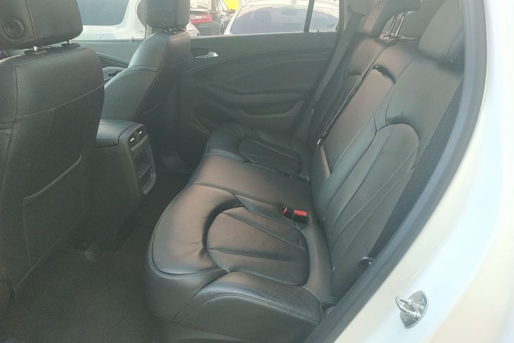 别克 昂科威 2019款 20T 两驱精英型 国V中控内饰21