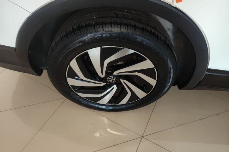 大众 途观L 2023款 330TSI 自动两驱舒享版车身外观6008