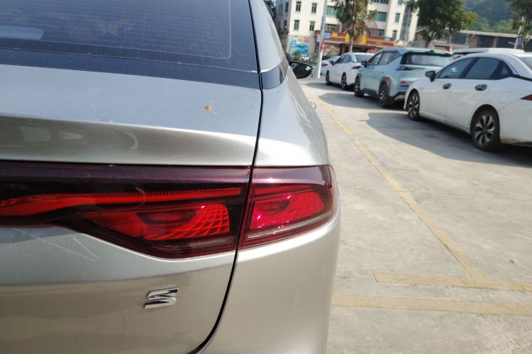 埃安 AION S 2023款 魅 580 磷酸铁锂车身外观6006