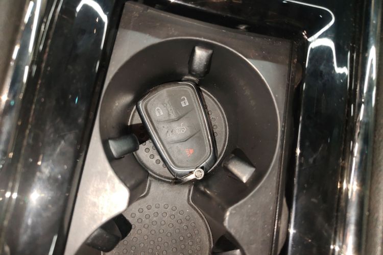 凯迪拉克ATS-L 2017款 28T 时尚型中控内饰11