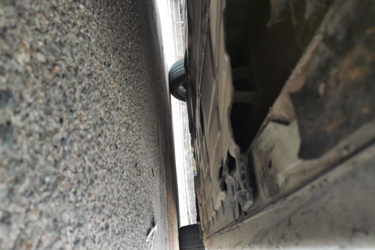 宝马3系 2013款 改款 320Li 豪华设计套装局部细节9004