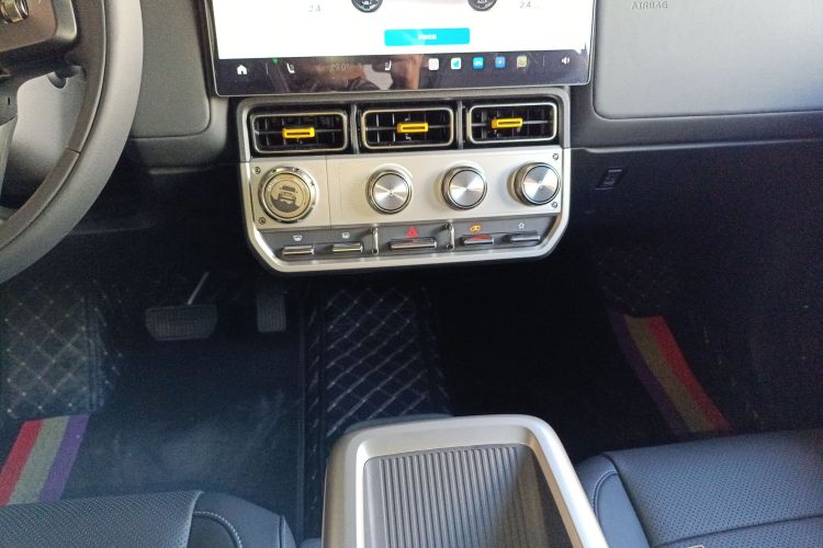 奇瑞iCAR V23 2026款 401两驱超级运动版中控内饰18