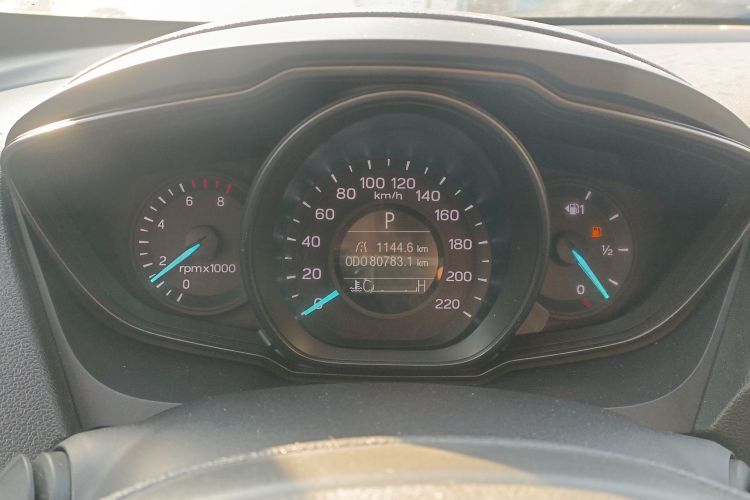 福特 福睿斯 2019款 1.5L 自动质享型中控内饰14