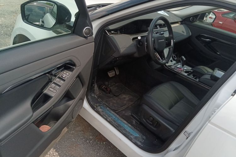 路虎 揽胜极光 2022款 极光L 249PS R-Dynamic 豪华版中控内饰7003