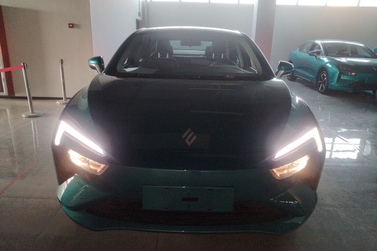 江铃集团新能源 羿 2023款 标准续航行业版车身外观2