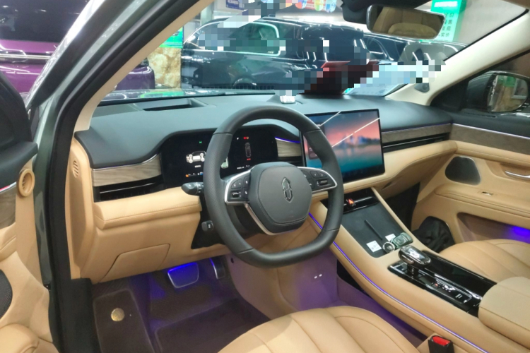 鸿蒙智行 问界M7 2022款 1.5T 四驱豪华版中控内饰12