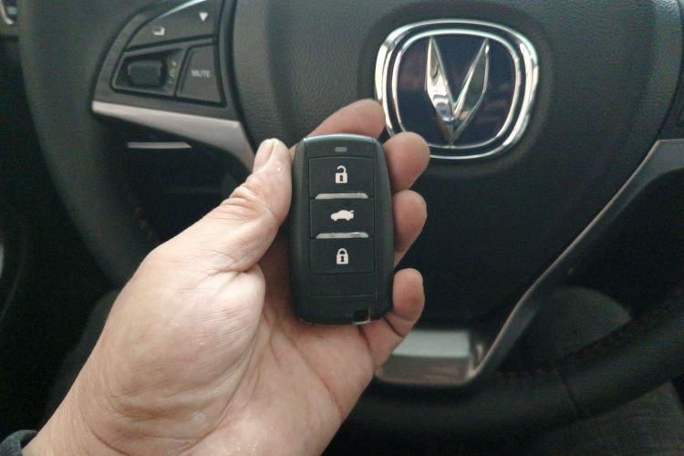 长安CS75 2017款 尚酷版 1.5T 自动锋享型中控内饰7001