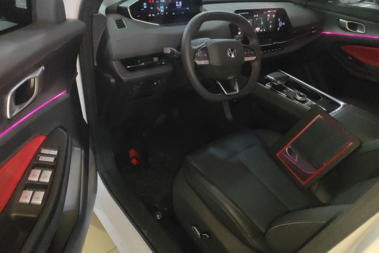 长安CS55PLUS 2024款 第三代 1.5T DCT卓越型中控内饰20