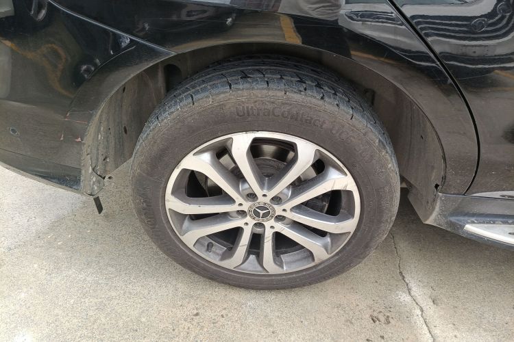 奔驰GLE 2017款 GLE 320 4MATIC 豪华型车身外观6008