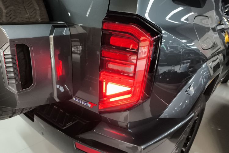 坦克400新能源 2024款 Hi4-T 城市版车身外观9