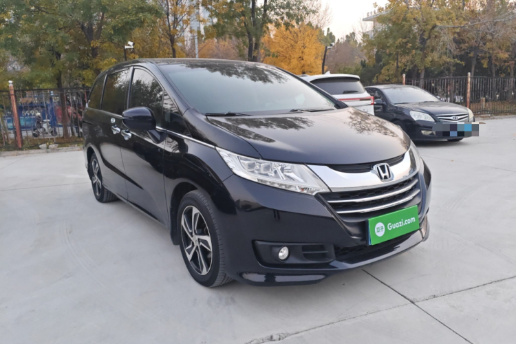 本田 奥德赛 2015款 2.4L 智享版车身外观3