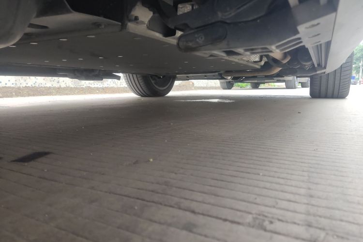 理想汽车 理想L9 2022款 Max局部细节9002