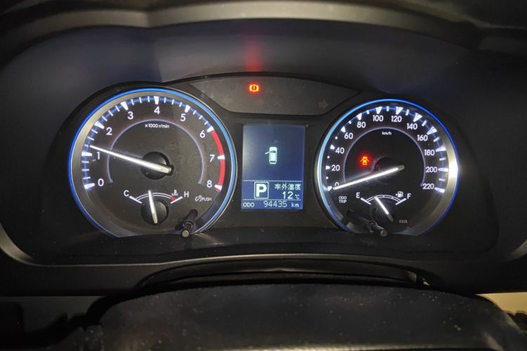 丰田 汉兰达 2015款 2.0T 四驱豪华版 7座中控内饰14