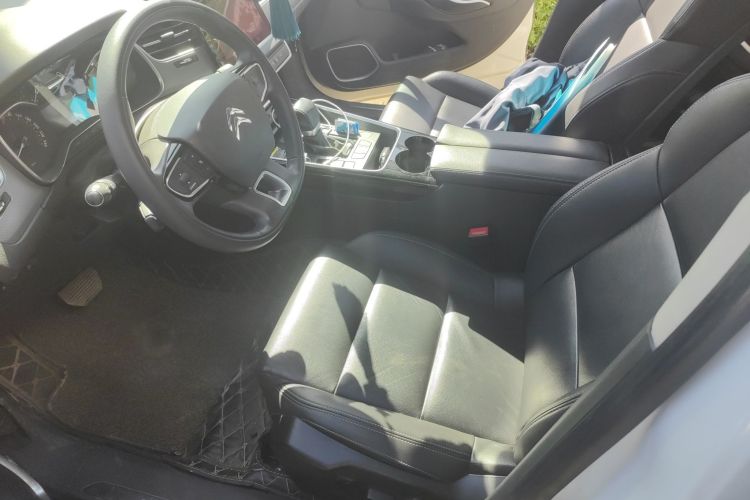 雪铁龙C5 2019款 350THP ORIGINS百年臻享版局部细节19