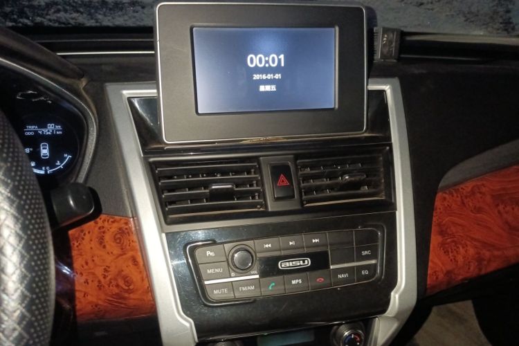 比速汽车 比速T3 2017款 1.3T 手动舒适型中控内饰16