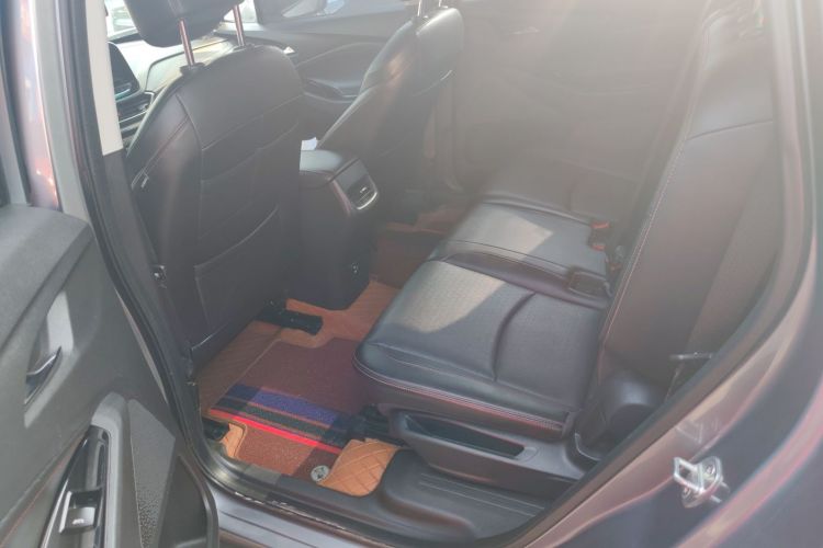 雪佛兰 沃兰多 2018款 Redline 530T 自动纵享版（5+2款） 国V中控内饰21