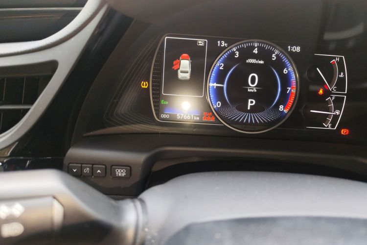 雷克萨斯ES 2022款 200 卓越版中控内饰15