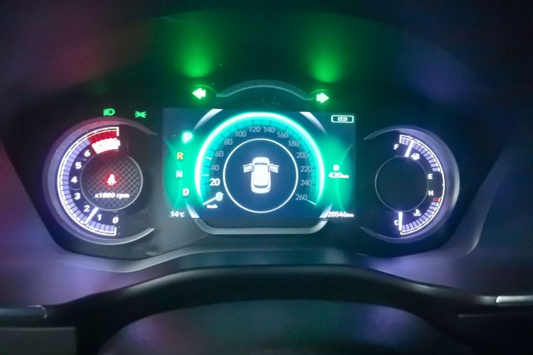 现代 胜达 2019款 380 TGDi TOP 自动两驱旗舰版 国VI中控内饰14