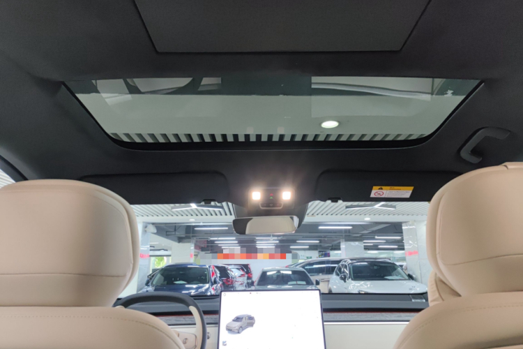 乐道L90 2025款 Ultra 六座版中控内饰22