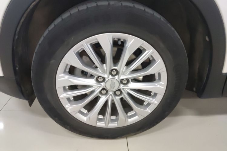 凯迪拉克XT4 2024款 25T 两驱风尚型车身外观6007