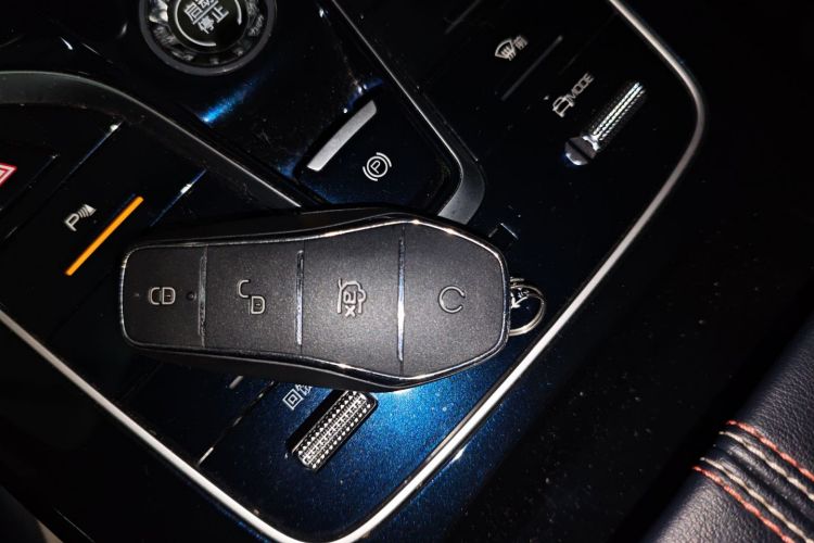 比亚迪 秦PLUS 2021款 EV 500KM 豪华型中控内饰7001