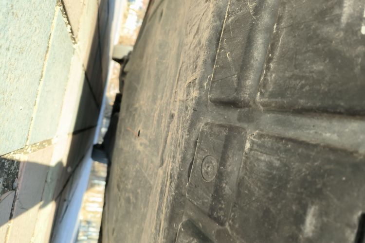 奔驰 威霆 2016款 2.0T 商务版局部细节9008