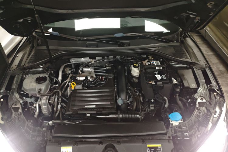 奥迪A3 2021款 Sportback 35 TFSI 进取运动型机舱底盘24