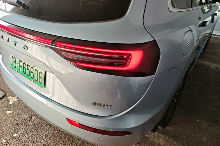 鸿蒙智行 问界M7 2024款 1.5T 智驾四驱Max版 5座车身外观6006